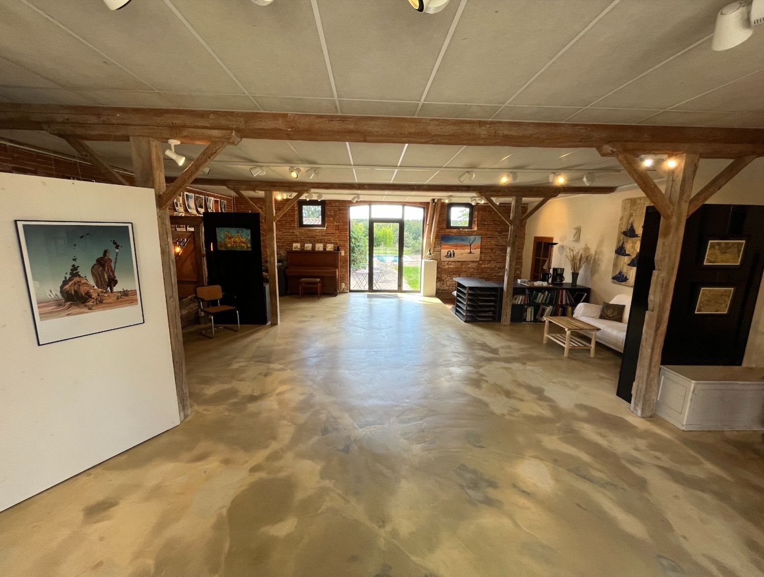 Ferme lauragaise rénovée en pleine nature
