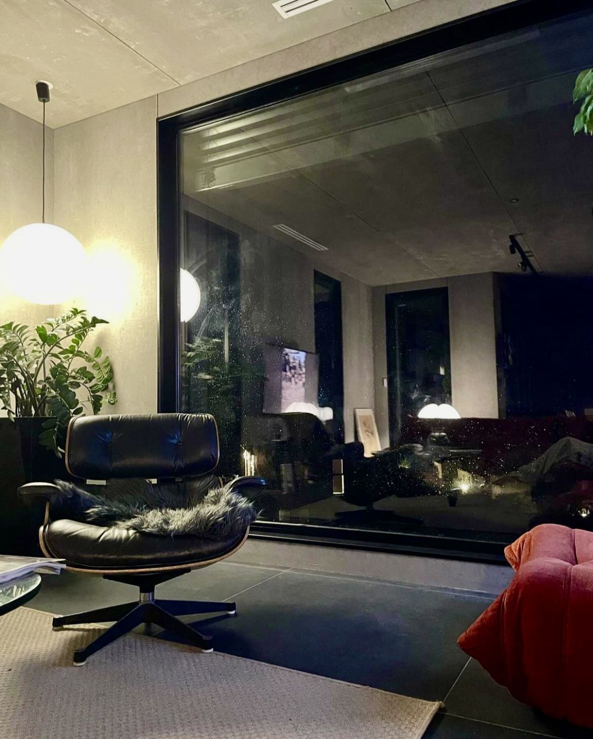 Ultra Contemporary House with Iconic 70s Furniture & Concrete Walls