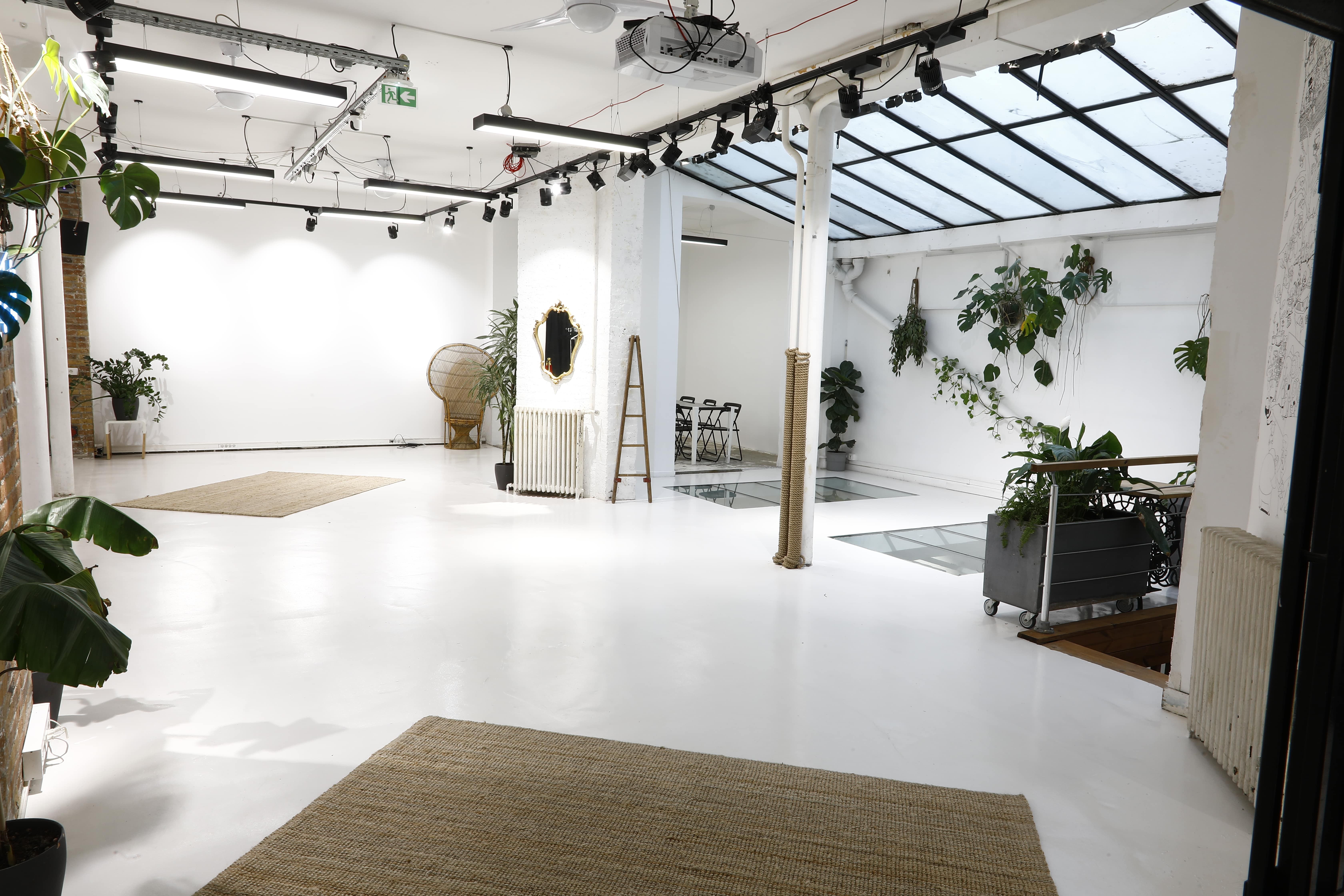 Versatile Paris Event Space