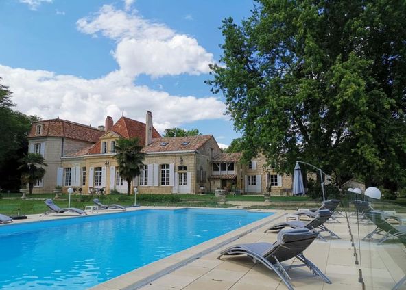 Chartreuse in Dordogne Pilates & Wellness Retreat with Pool & Park