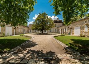Chartreuse in Dordogne Pilates & Wellness Retreat with Pool & Park