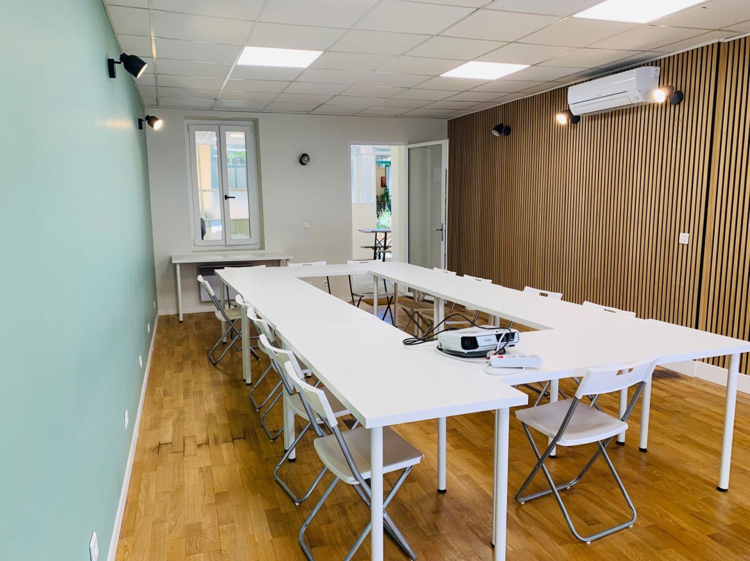 Rental Workshop Meeting room - 35m² 