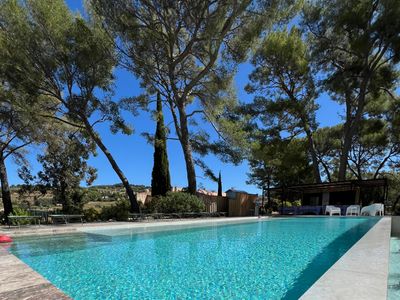 Provençal Farmhouse with Pool & Vineyard Views for Events