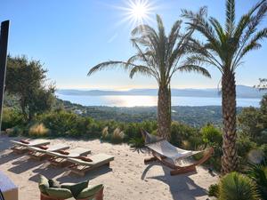Villa d'exception - Une retraite exquise à Grimaud