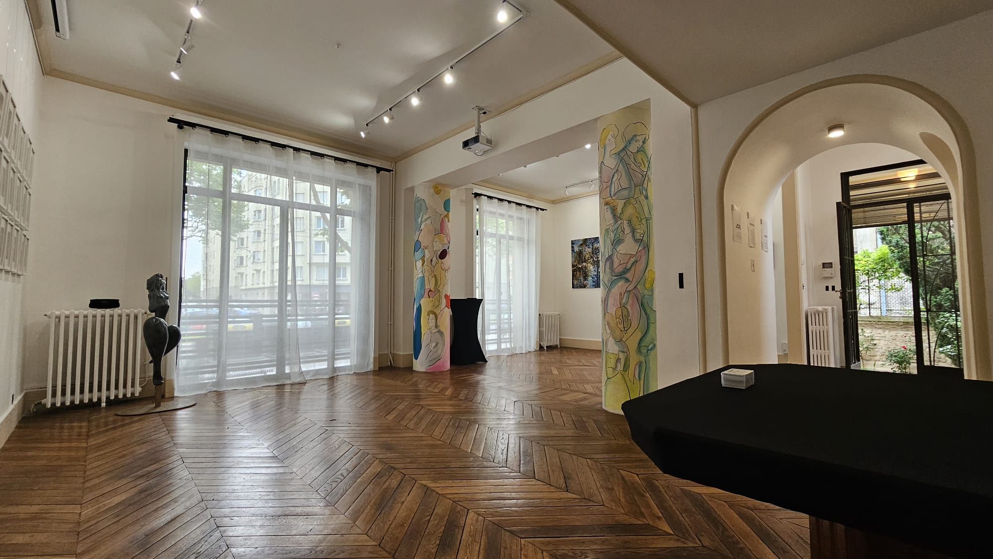 Art deco artist house from 1925 - The creative address to privatise in Paris 14th