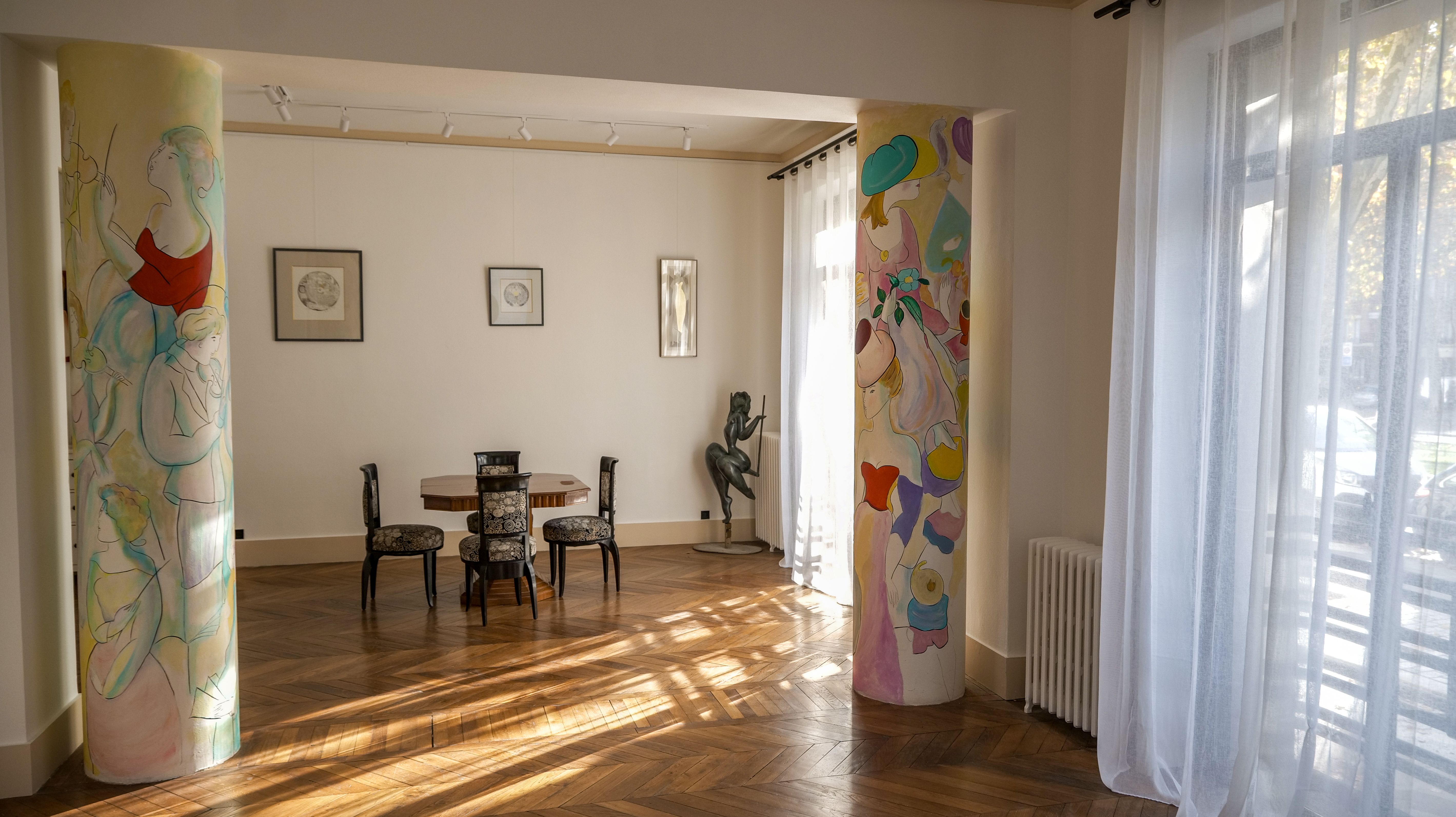 Art deco artist house from 1925 - The creative address to privatise in Paris 14th