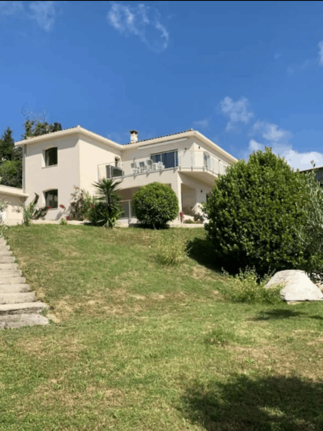 Luxury Villa in Cagnes-sur-Mer with Panoramic Sea Views