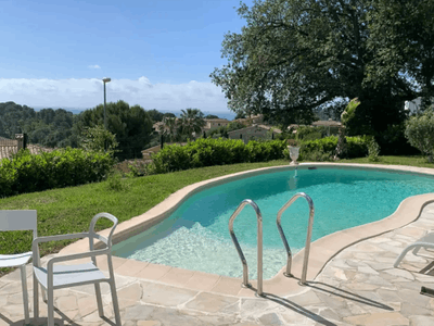 Luxury Villa in Cagnes-sur-Mer with Panoramic Sea Views