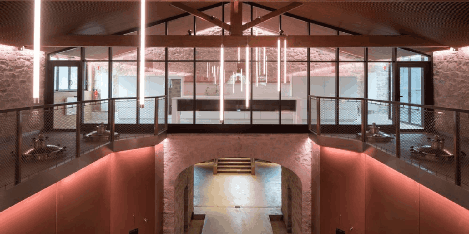 Domaine viticole architectural dans le Pic St Loup