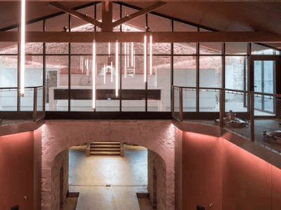Architect-designed wine estate 40 minutes from Montpellier