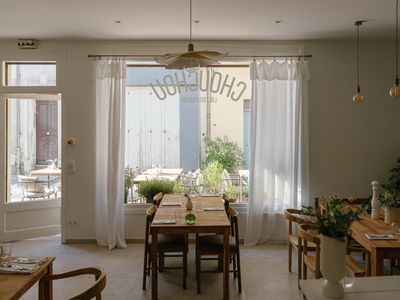 Restaurant in the heart of the historic center of Cannet