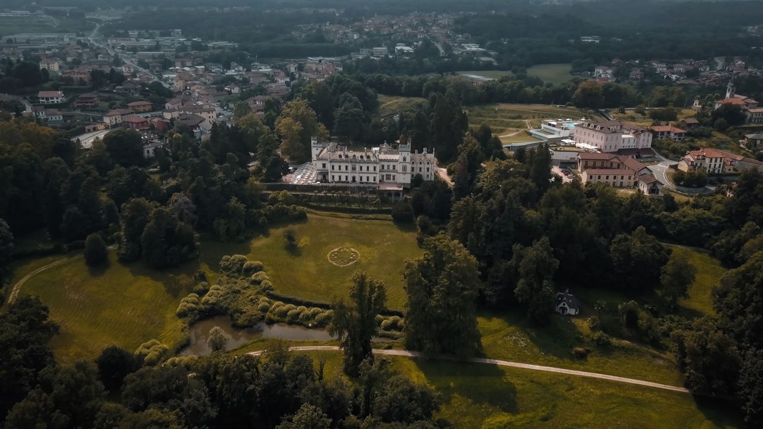 Exclusive use of a historic castle / 5*hotel   - Lake Maggiore - Italy