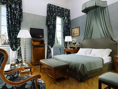 Exclusive use of a historic castle / 5*hotel   - Lake Maggiore - Italy