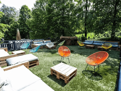Terrace restaurant in the Parc de Saint-Cloud
