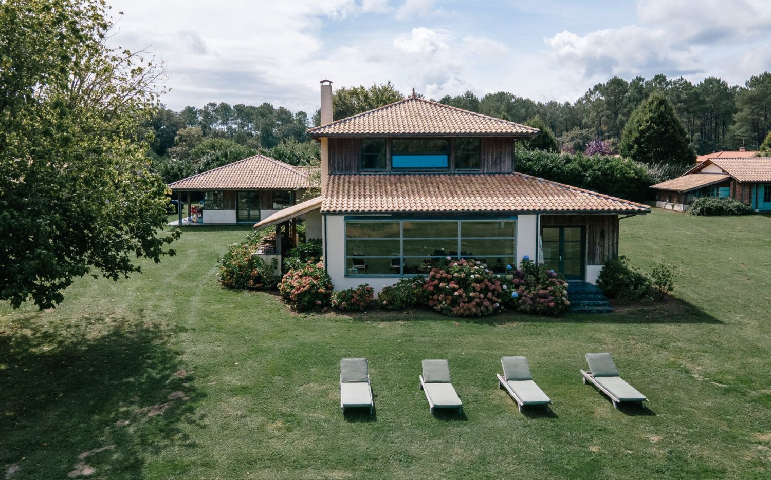 Domaine de Luxe avec 4 Villas et Maison Principale pour Événements jusqu'à 32 Personnes
