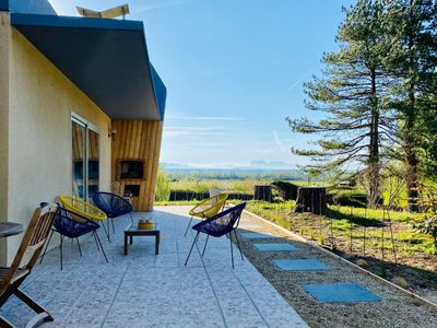 Bright Villa with Vercors View & Garden in Charmes-sur-Rhône