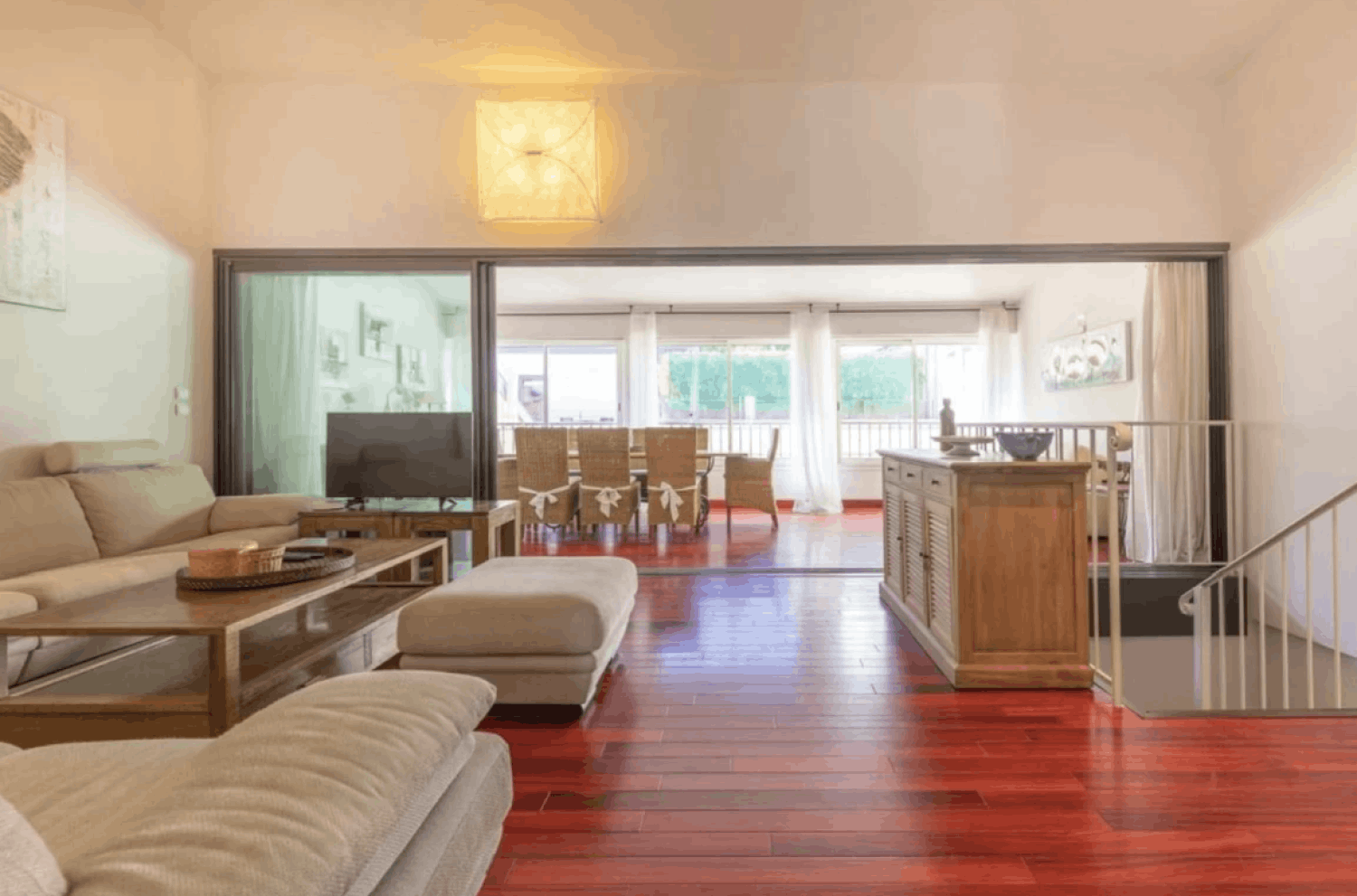 Spacious 1-Bedroom Cannes Flat Steps from Croisette