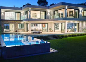 Luxury Modern home 