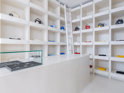 63 m² Pop-Up Store Rental in Le Marais for Events & Productions