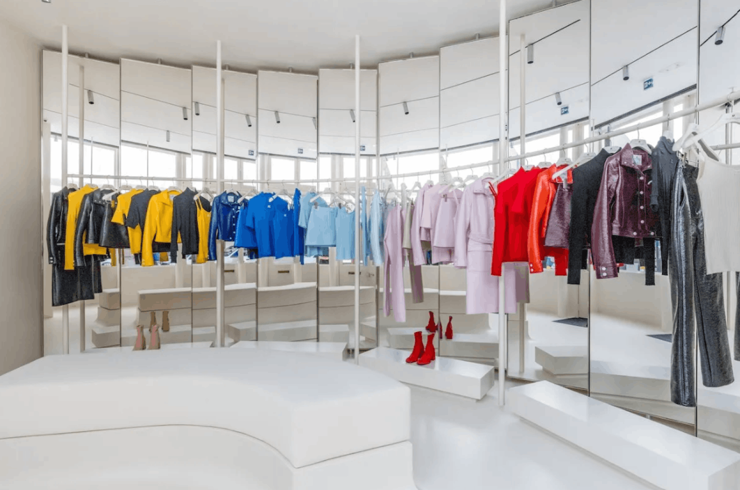 63 m² Pop-Up Store Rental in Le Marais for Events & Productions