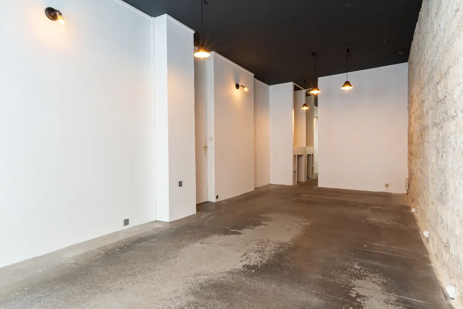 Pop-Up Store Venue in Le Marais for Events & Exhibitions