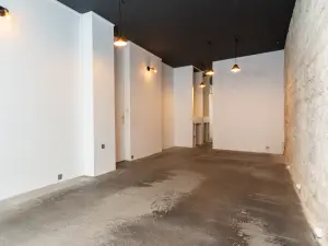 Pop-Up Store Venue in Le Marais for Events & Exhibitions