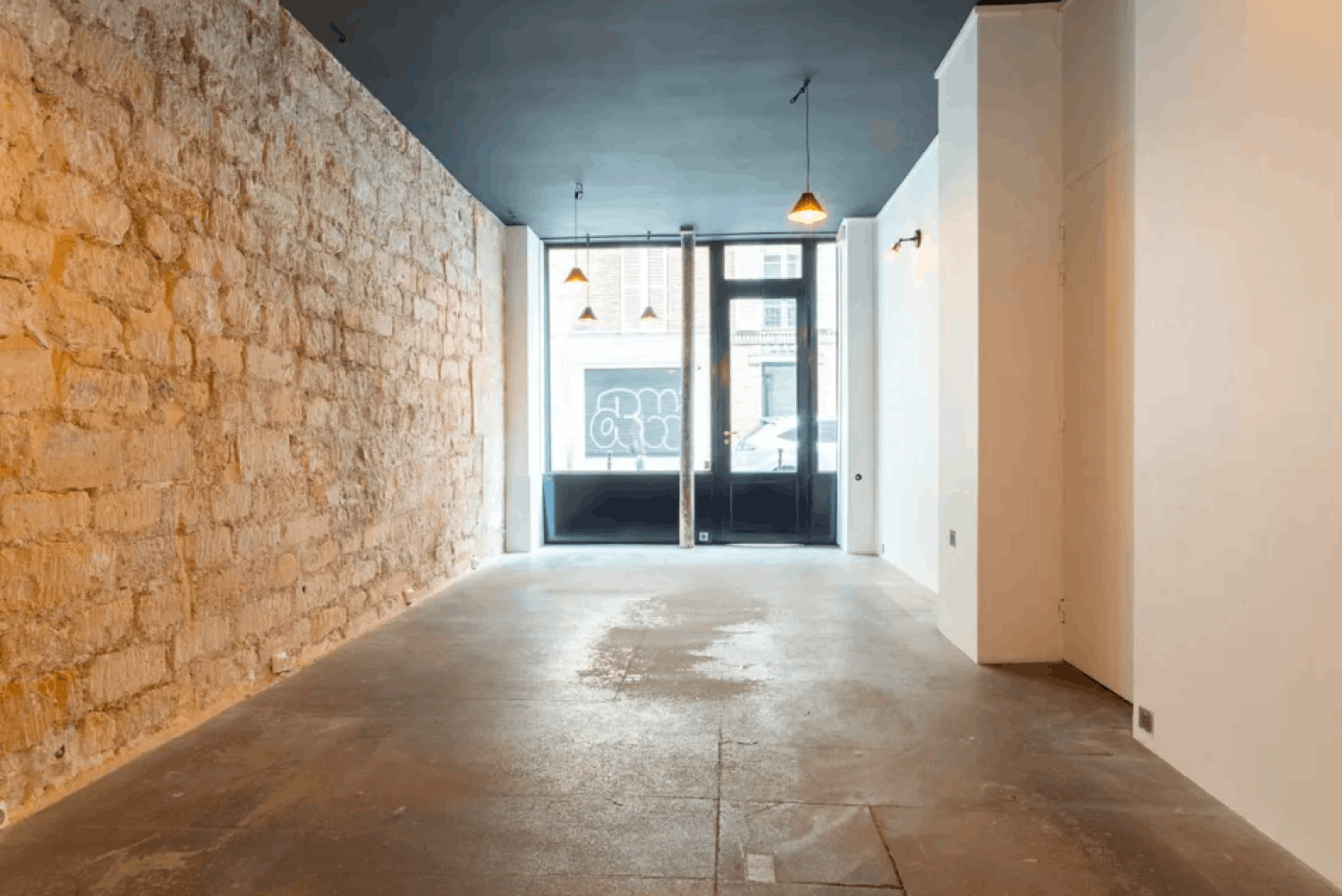 Pop-Up Store Venue in Le Marais for Events & Exhibitions