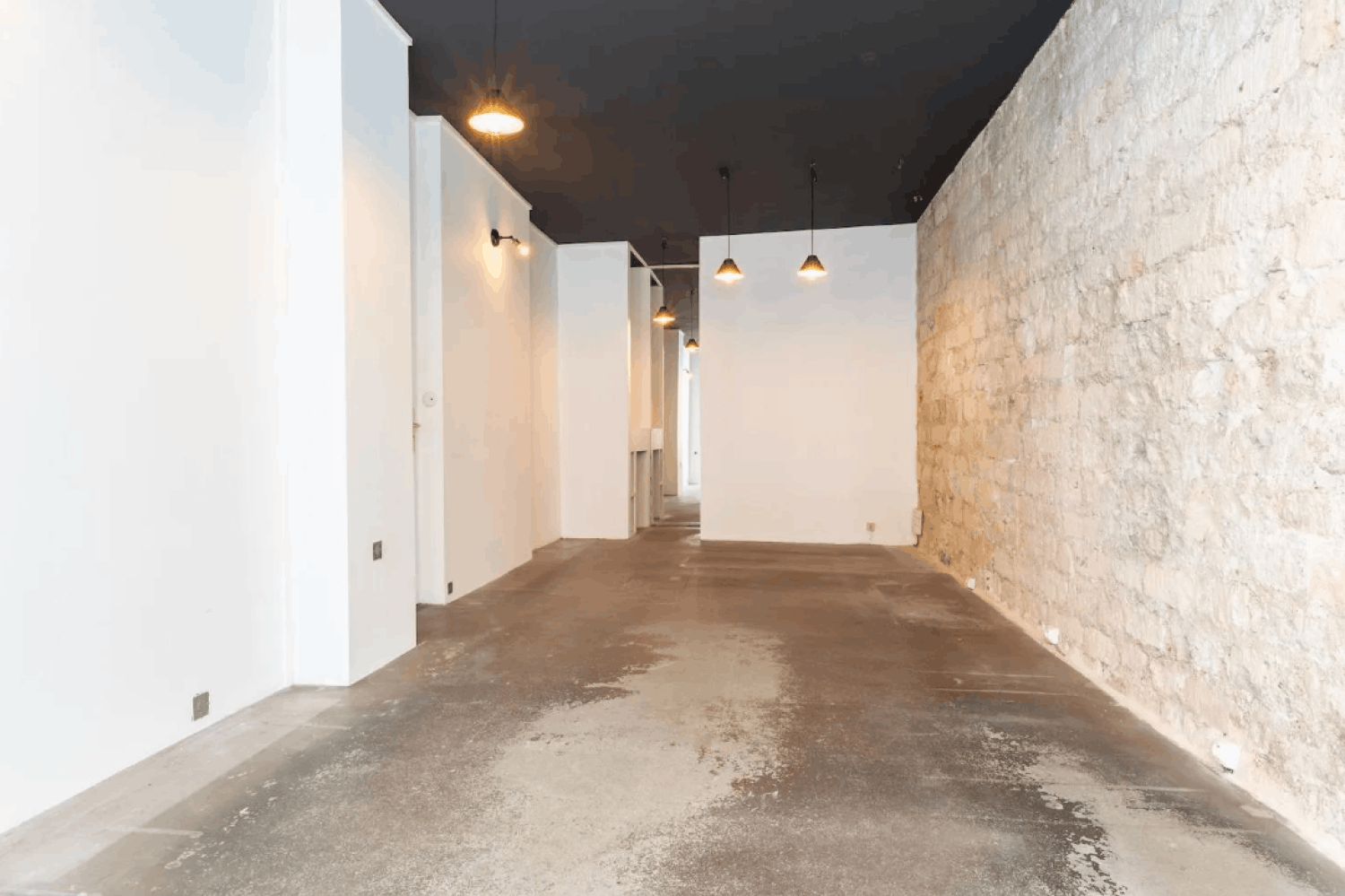 Pop-Up Store Venue in Le Marais for Events & Exhibitions