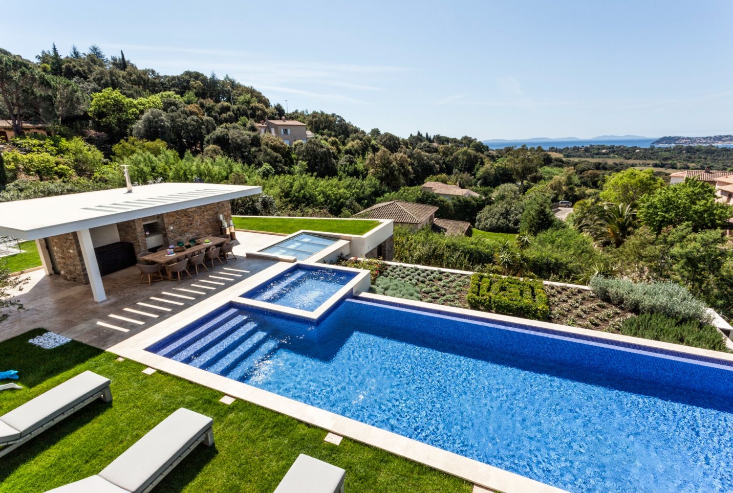  Villa contemporaine avec vue imprenable
