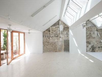 Expérience unique dans un espace contemporain à Arles