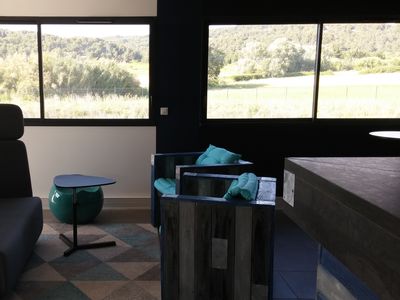 Bright Meeting Room for 8-10 People in Éguilles