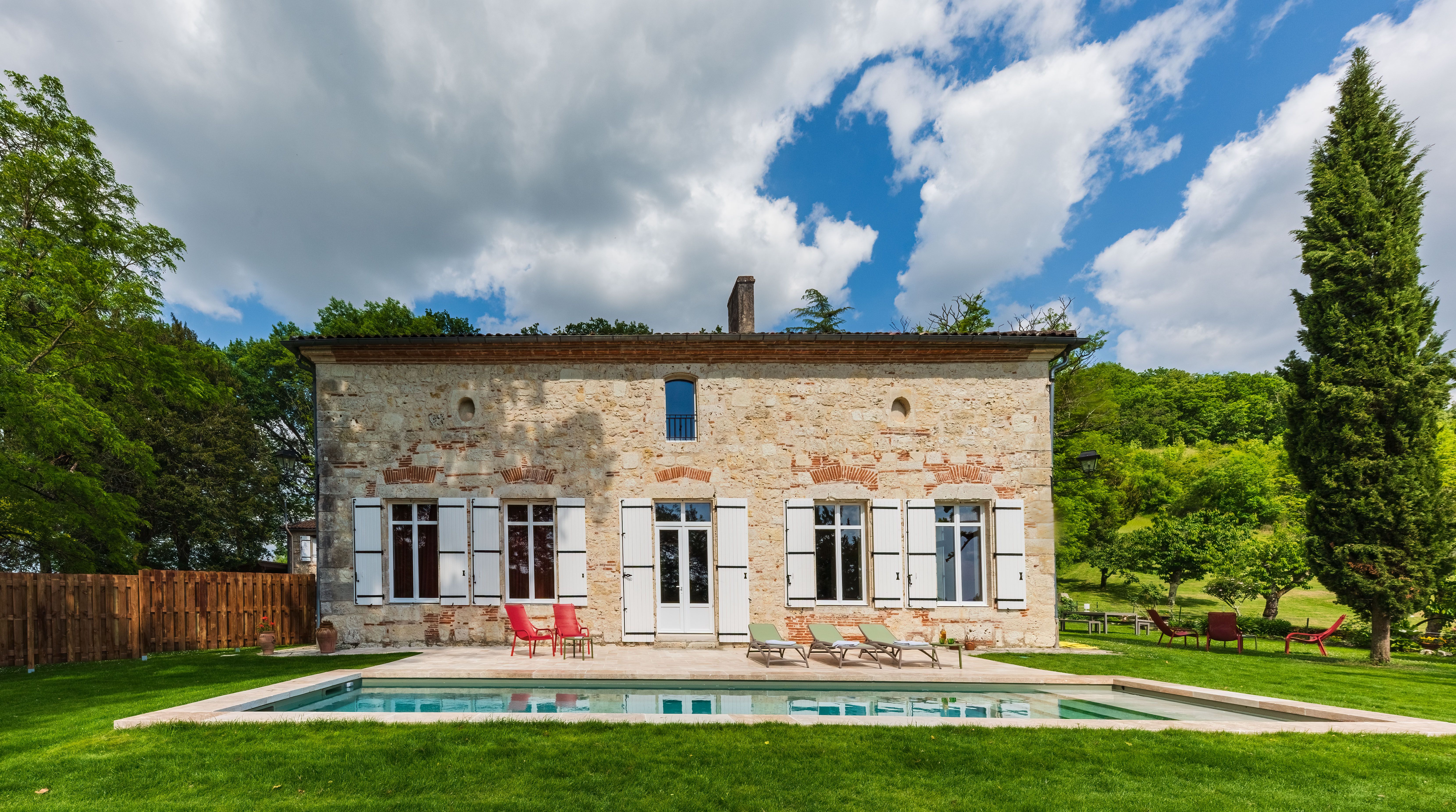 House of character at the gates of Agen