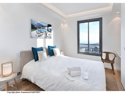 Villa aerial view of Nice and the sea 5 minutes from the motorway and 15 minutes from Monaco