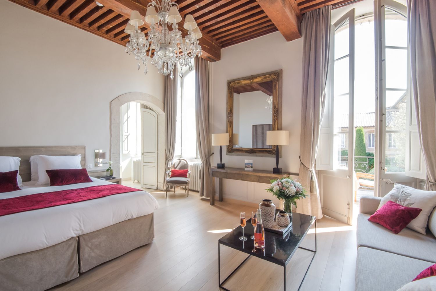 Château - An Eco-Responsible Haven of Peace in the Heart of Provence