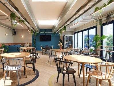 Espace Événementiel Modulaire de 220m² avec Terrasse à Paris | Native Spaces