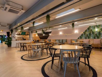 Espace Événementiel Modulaire de 220m² avec Terrasse à Paris | Native Spaces