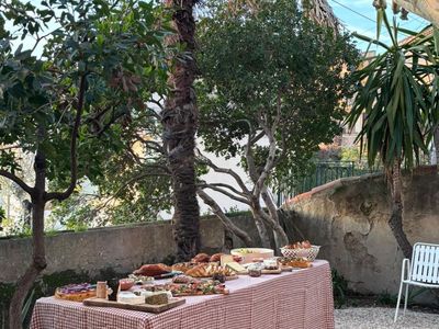 Atypical villa on the Corniche Kennedy 100 meters from the sea