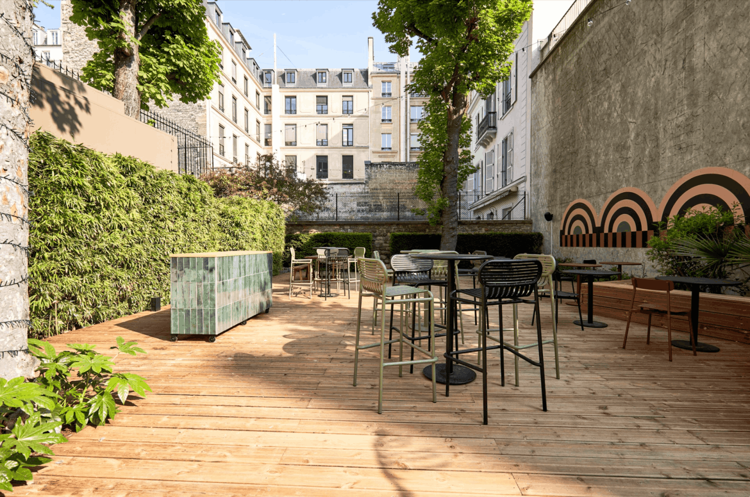 Élégant Hôtel Particulier pour Événements à Paris avec Jardin