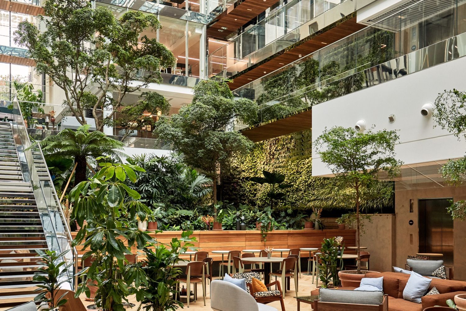 Modern 8-Storey Event Space in Paris with Rooftop Garden