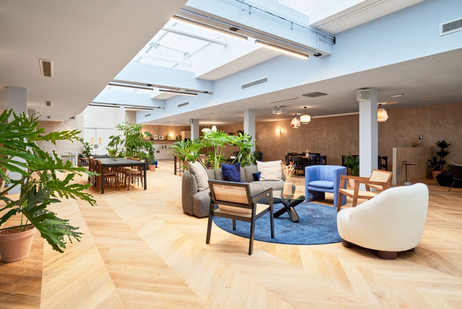 ESPACE PONT DE NEUILLY