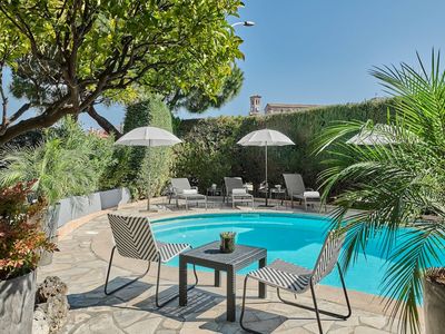 Customizable Event Spaces in Cannes with Pool & Veranda