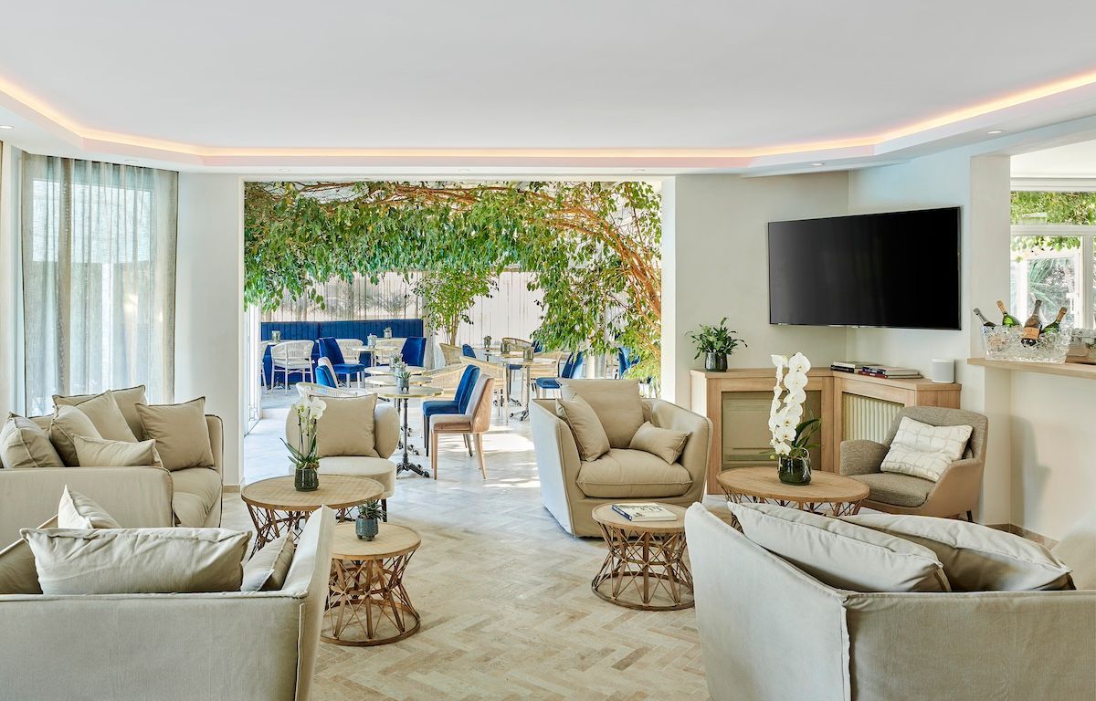 Lieux événementiels personnalisables à Cannes – Avec piscine et véranda