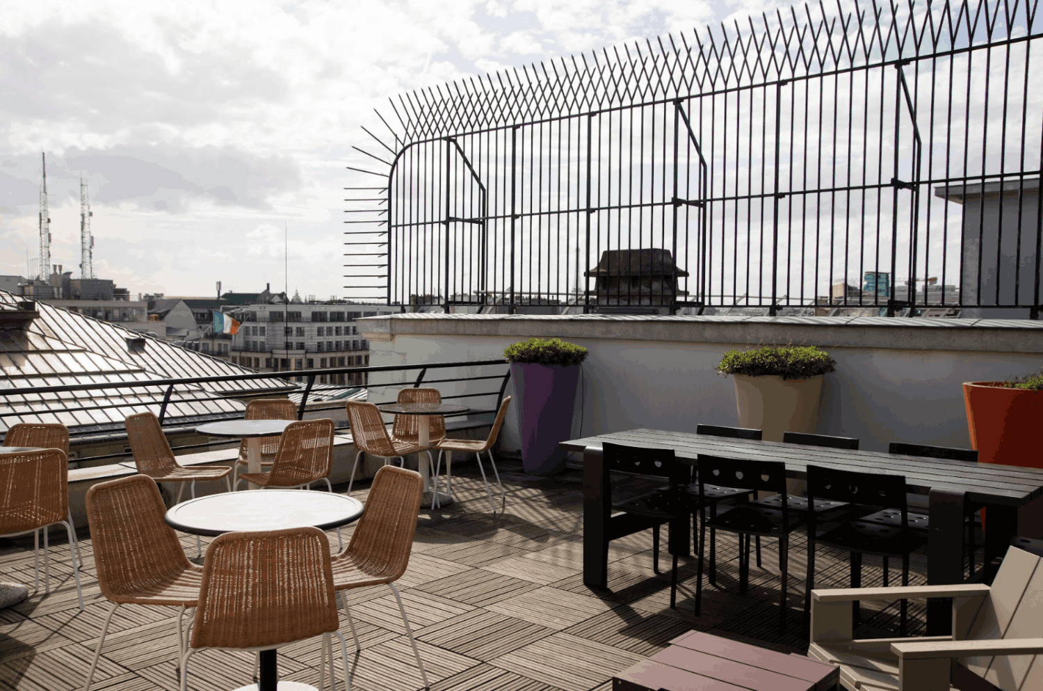 Art Deco Event Venue Opposite Palais Brongniart in Paris