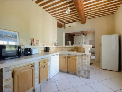 Mas Provençal and its outbuildings