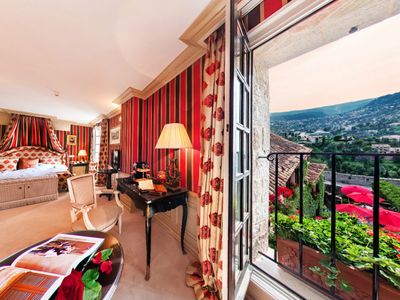 Luxury Event Venue in Saint-Paul-de-Vence with Panoramic Views
