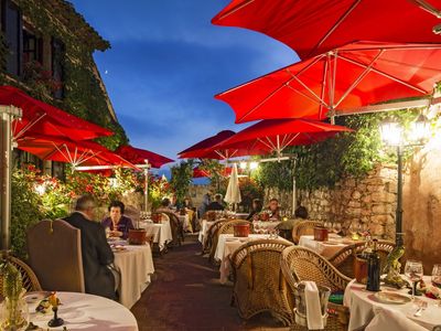 Luxury Event Venue in Saint-Paul-de-Vence with Panoramic Views