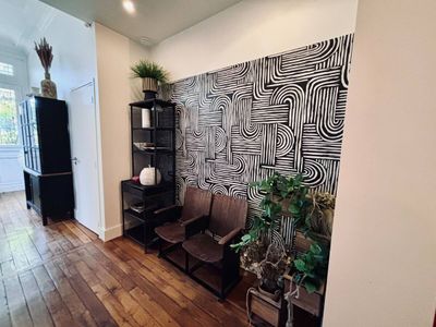 Atypical 450 m² house in the heart of 1500 m² of greenery