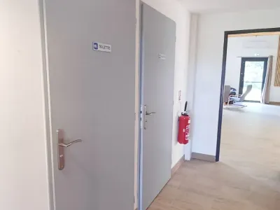 Spacious Reception & Meeting Room in Renovated Farmhouse