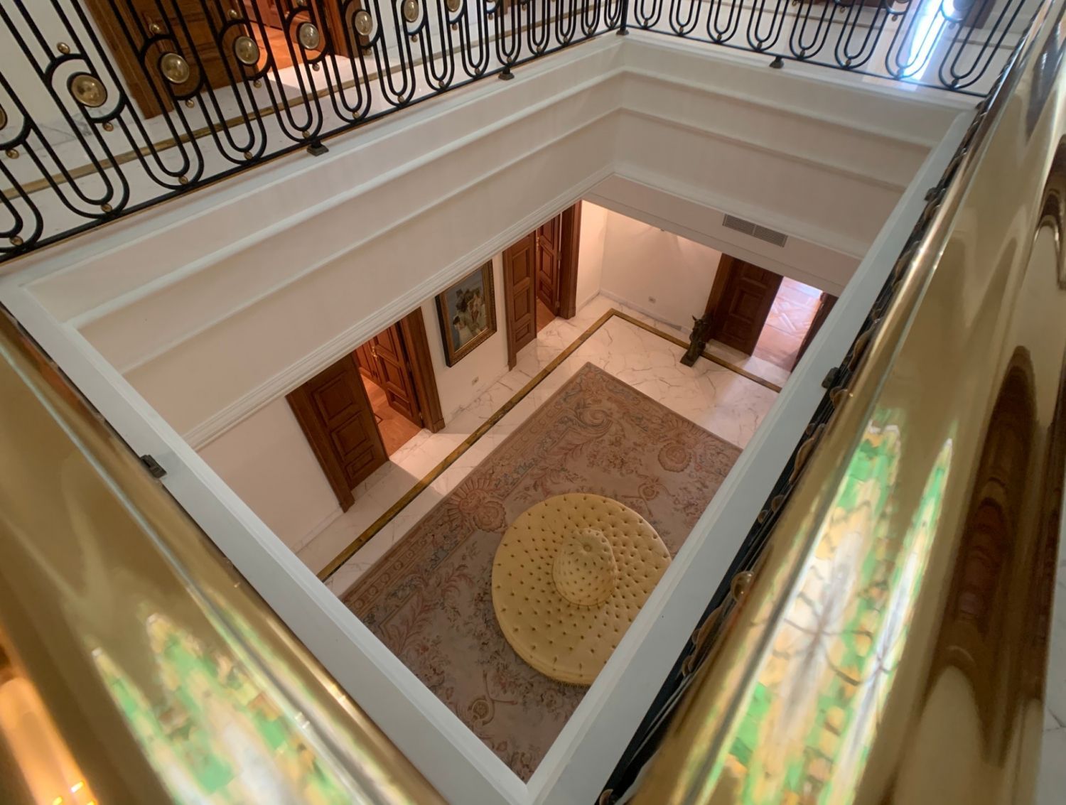 Palace Confidential in Villefranche-sur-Mer