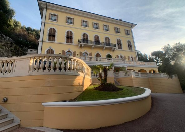 Palace Confidential in Villefranche-sur-Mer